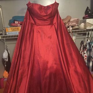 Red prom dress